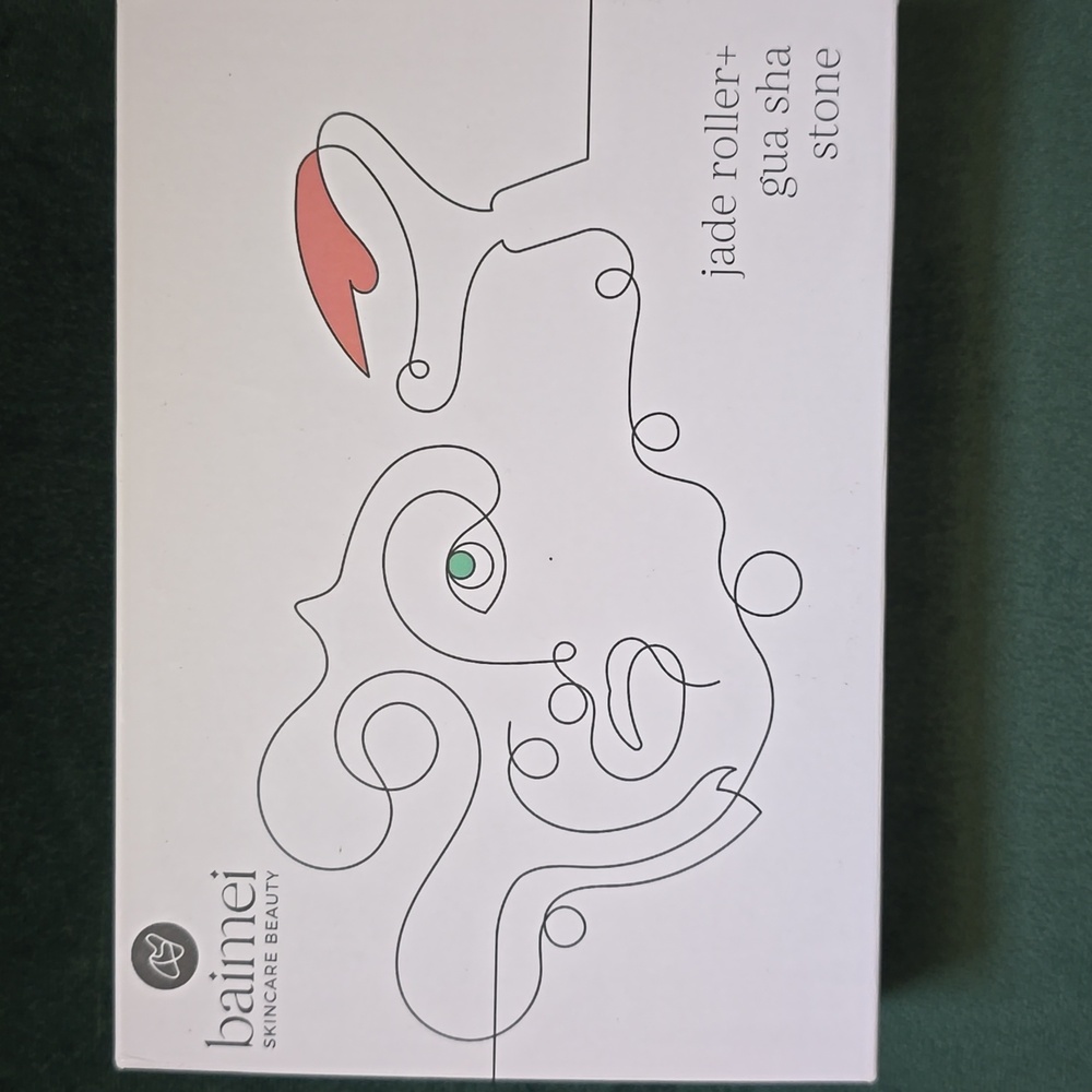 Baimei Jade Roller and Gua Sha Stone Set